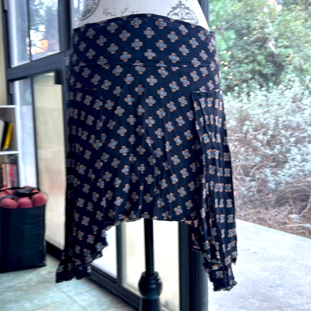 Free people, medium skirt in perfect condition